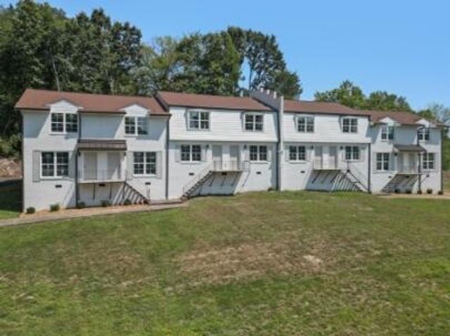 400 Gallery Lane E1, Hixson, TN 37343