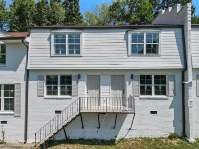 400 Gallery Lane E1, Hixson, TN 37343