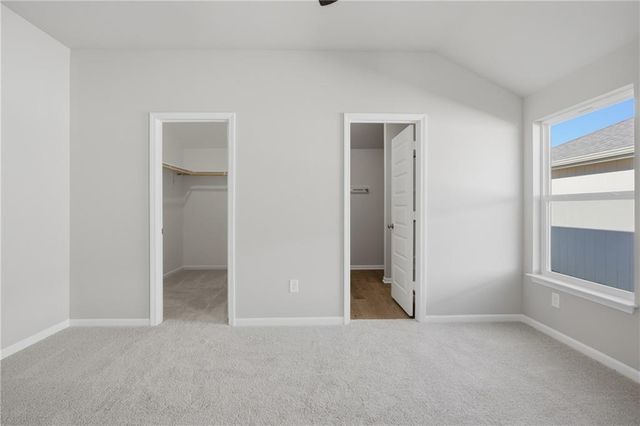 20343 W 195th Street, Spring Hill, KS 66083