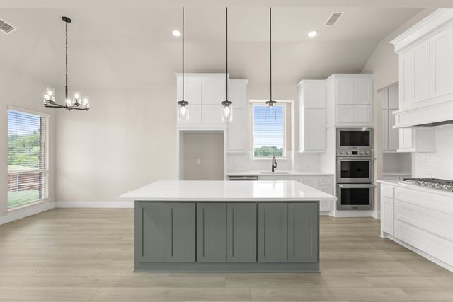 513 Pond Springs Drive, Desoto, TX 75115