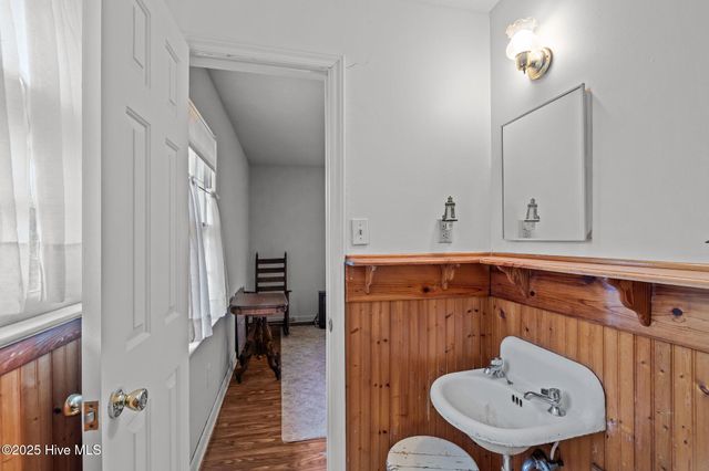 914 Harrell Drive, Morehead City, NC 28557