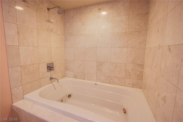 222 Karen Avenue 306, Las Vegas, NV 89109