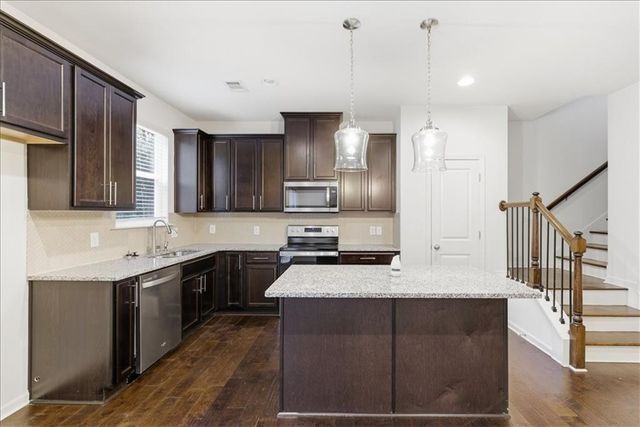 1000 Belfry Terrace, Fairburn, GA 30213