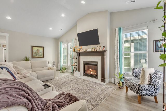 11199 S KIWANO WAY, South Jordan, UT 84009