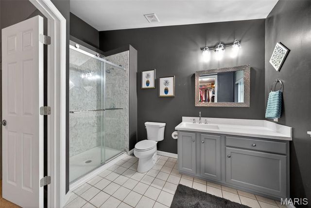 614 S Carolina Court, St Charles, MO 63303