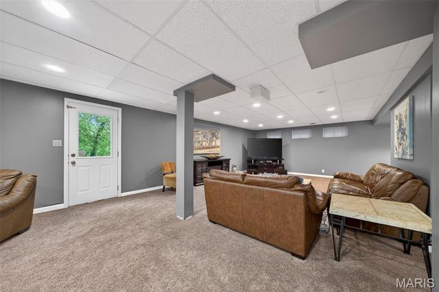 614 S Carolina Court, St Charles, MO 63303