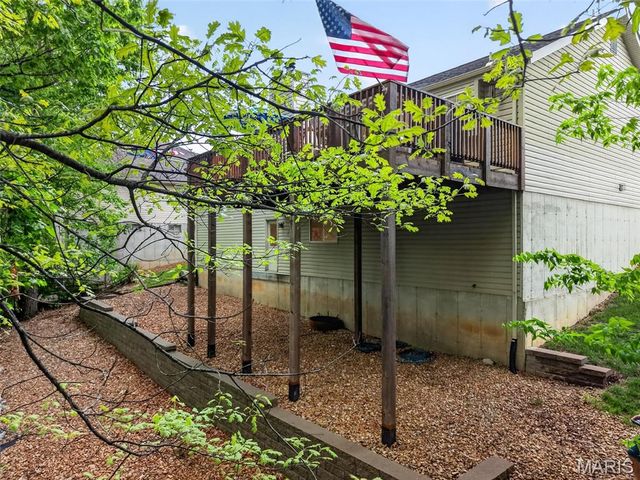 614 S Carolina Court, St Charles, MO 63303