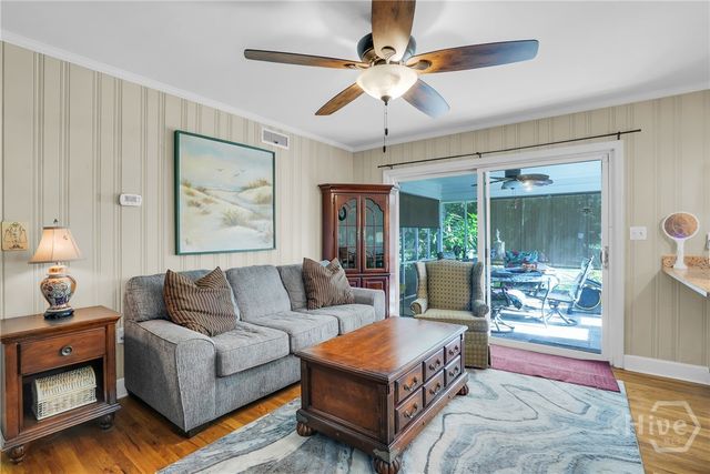 97 Azalea Avenue, Savannah, GA 31408