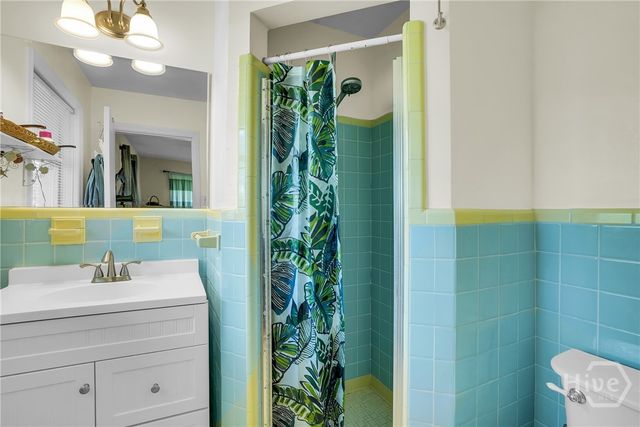 97 Azalea Avenue, Savannah, GA 31408