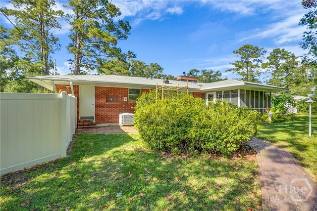 97 Azalea Avenue, Savannah, GA 31408