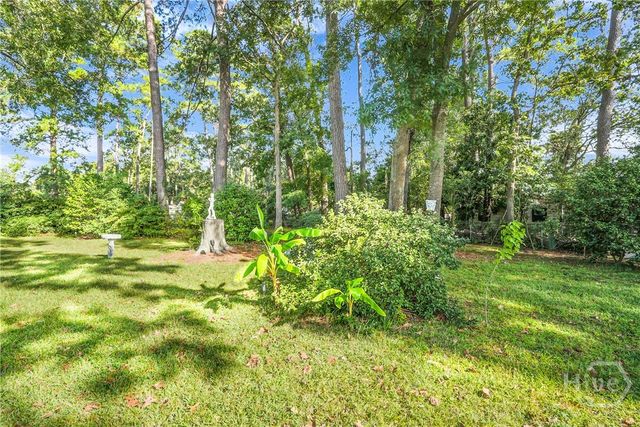 97 Azalea Avenue, Savannah, GA 31408