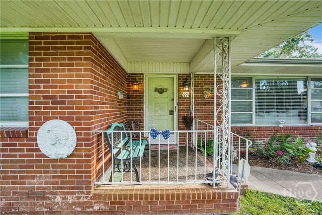 97 Azalea Avenue, Savannah, GA 31408