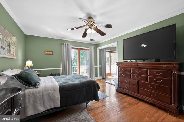 821 BEVERLY RD, Rydal, PA 19046