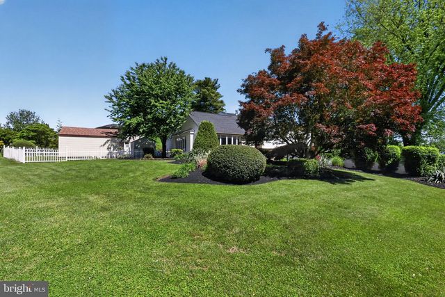 821 BEVERLY RD, Rydal, PA 19046