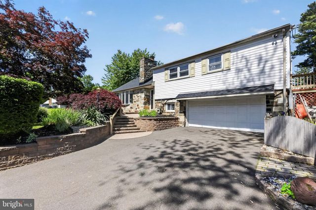 821 BEVERLY RD, Rydal, PA 19046