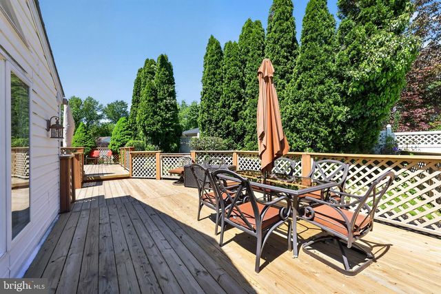 821 BEVERLY RD, Rydal, PA 19046