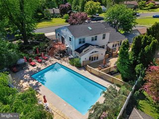 821 BEVERLY RD, Rydal, PA 19046