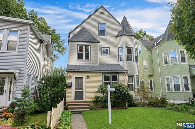 81 Fullerton Avenue, Montclair, NJ 07042