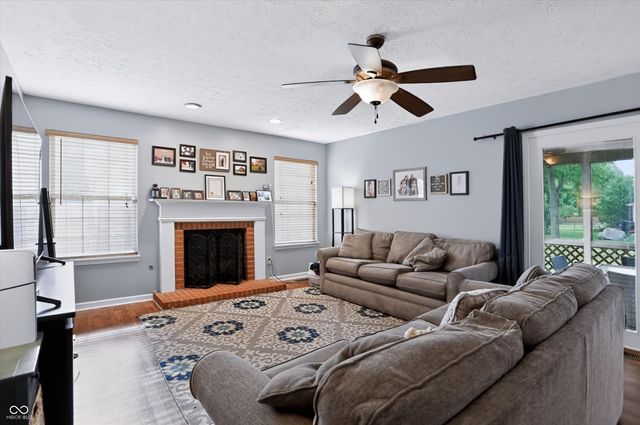 11803 Halle Drive, Indianapolis, IN 46229