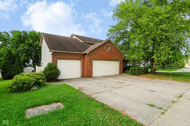 11803 Halle Drive, Indianapolis, IN 46229