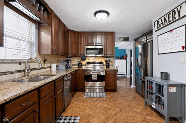 11803 Halle Drive, Indianapolis, IN 46229