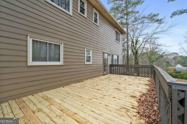 1050 York Trace SW, Marietta, GA 30064