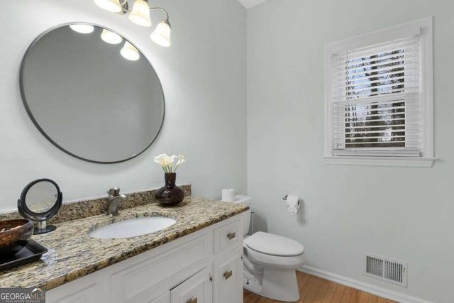 1050 York Trace SW, Marietta, GA 30064