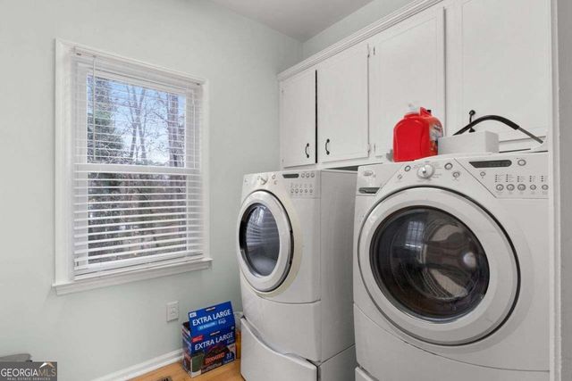 1050 York Trace SW, Marietta, GA 30064