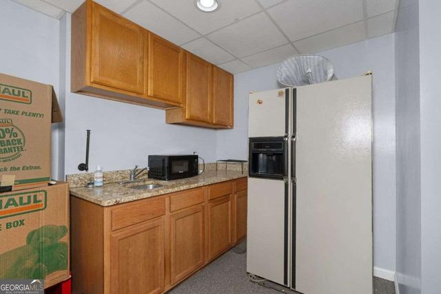 1050 York Trace SW, Marietta, GA 30064