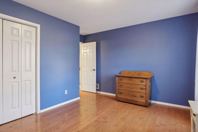 323 Saint Annes Parkway, Hudson, WI 54016