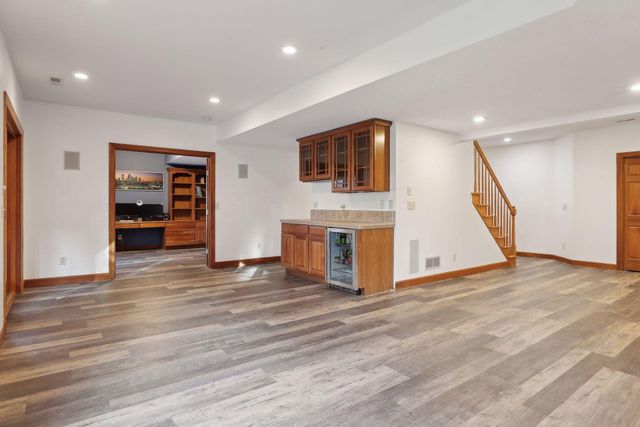 323 Saint Annes Parkway, Hudson, WI 54016