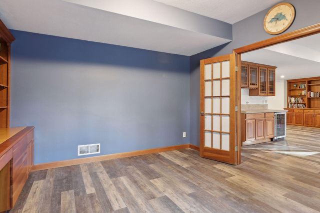 323 Saint Annes Parkway, Hudson, WI 54016