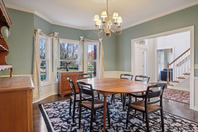 323 Saint Annes Parkway, Hudson, WI 54016