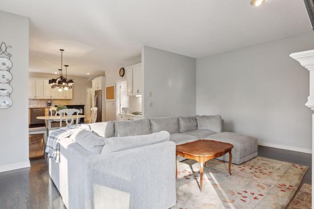 323 Saint Annes Parkway, Hudson, WI 54016