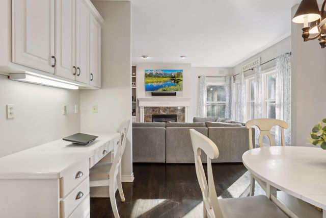 323 Saint Annes Parkway, Hudson, WI 54016