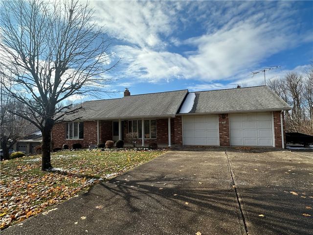 134 Shanor Hts, Center Twp, PA 16001