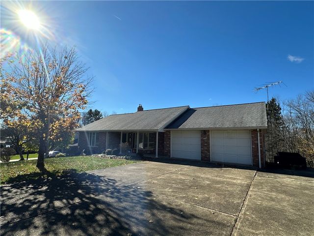 134 Shanor Hts, Center Twp, PA 16001