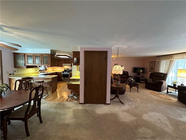 134 Shanor Hts, Center Twp, PA 16001