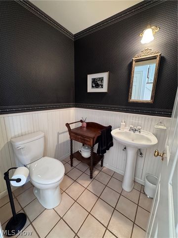 13566 Stoney Springs Drive, Chardon, OH 44024