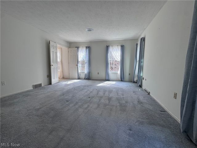 13566 Stoney Springs Drive, Chardon, OH 44024