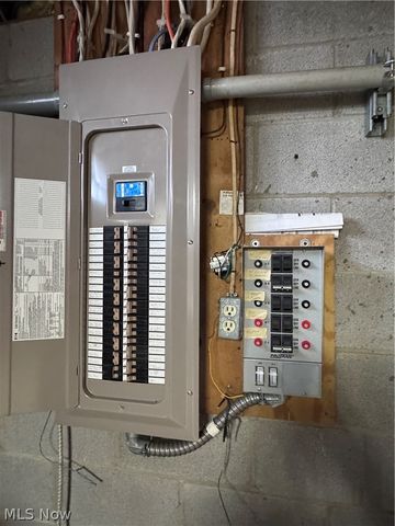 13566 Stoney Springs Drive, Chardon, OH 44024