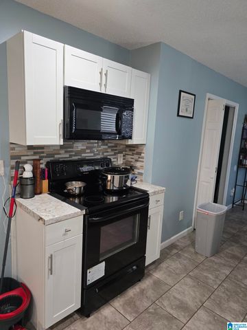 1652 50TH ST ENSLEY, Birmingham, AL 35208