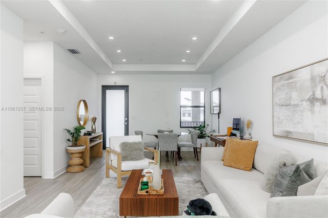 7831 NW 104th Ave 32, Doral, FL 33178