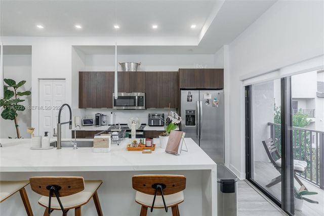 7831 NW 104th Ave 32, Doral, FL 33178