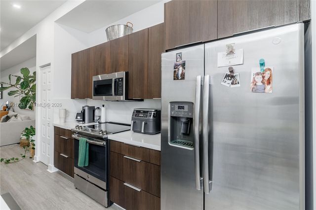 7831 NW 104th Ave 32, Doral, FL 33178