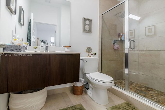 7831 NW 104th Ave 32, Doral, FL 33178