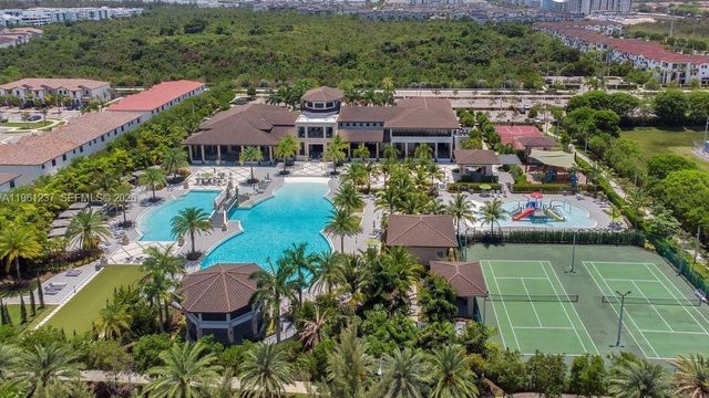 7831 NW 104th Ave 32, Doral, FL 33178