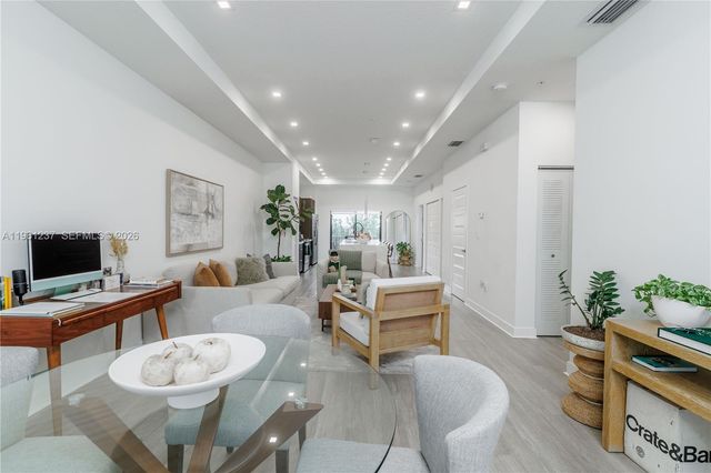 7831 NW 104th Ave 32, Doral, FL 33178