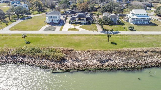 3540 Miramar Drive, La Porte, TX 77571