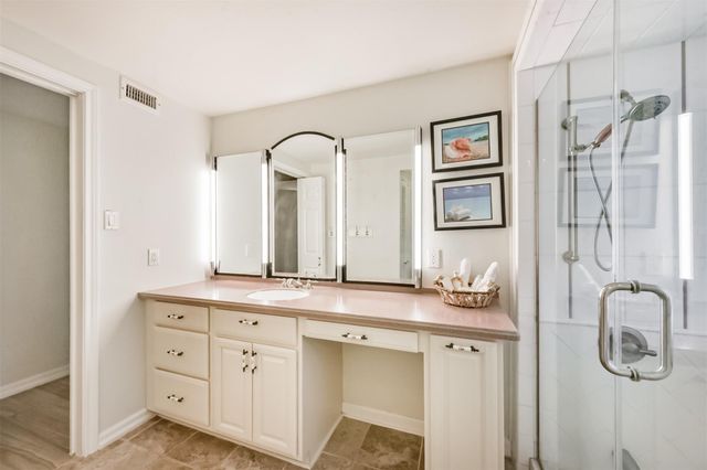3540 Miramar Drive, La Porte, TX 77571